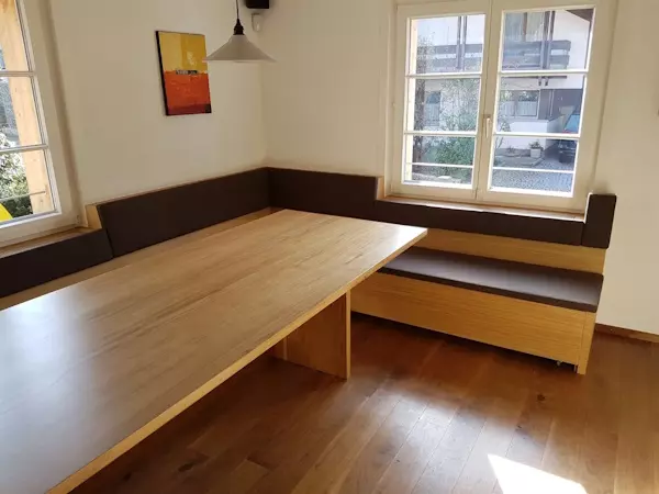 Galerie, Möbel nach Maß, Leistungen, Küche, Bad, Wohnräume, Türen, Stiegen, Verkleidungen, Objekt-und Büromöbel in Wolfurt