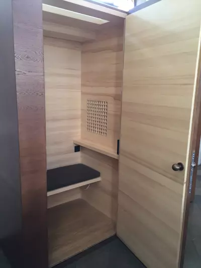 Galerie, Sonderanfertigung, Leistungen, Küche, Bad, Wohnräume, Türen, Stiegen, Verkleidungen, Objekt-und Büromöbel in Wolfurt